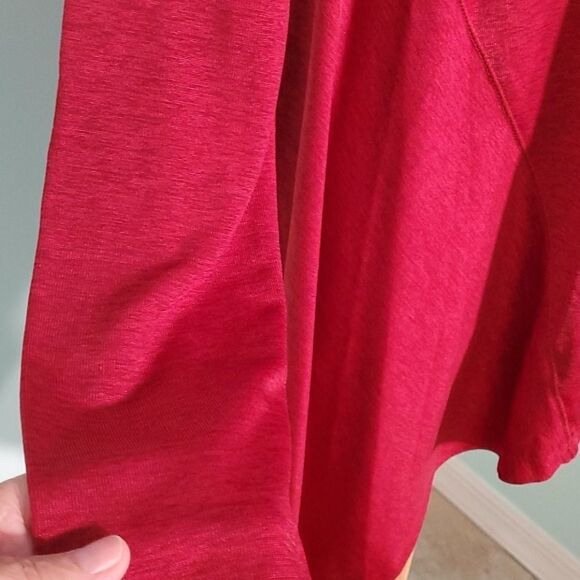 Joseph A. Maroon, blouse, NWT. Long sleeves. MedNew With Tags. - Picture 3 of 10